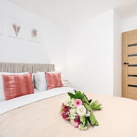 Lumina I 2Br Apartments With Balcony I Palace Of Culture And Science * Varsóvia